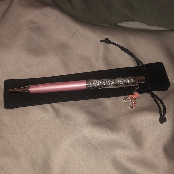 Swarovski hello kitty pen - Picture 2 of 3